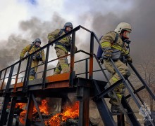 В Заречном прошел смотр-конкурс на звание Лучшее звено газодымозащитной службы Белоярского пожарно-спасательного гарнизона