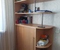 Отдам угловой стол и стеллаж в Заречном
