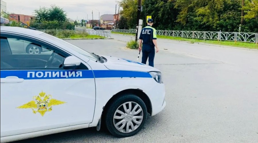 Госавтоинспекция Заречного напомнила водителям о правилах выезда с прилегающих территорий