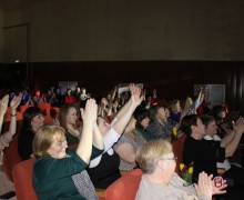 В преддверии Международного женского дня в Белоярском районном Доме культуры прошёл праздничный концерт для сотрудниц администрации Белоярского муниципального округа