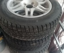 Продаю зимний комплект колёс 175/65 R14: шипованные Viatti и лёгкие диски ВСМПО