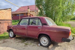 ВАЗ (LADA) 2105, 2000