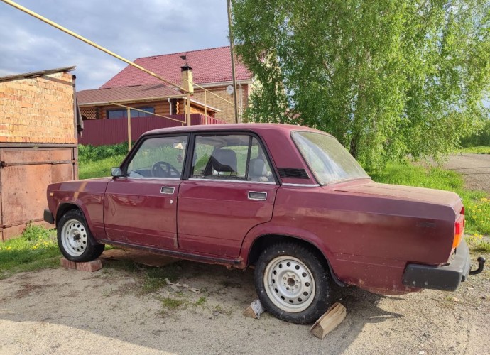 ВАЗ (LADA) 2105, 2000