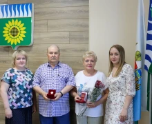 Знак отличия «Материнская доблесть» получила зареченка Марина НИКИТИНА