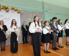 Последние звонки прозвенели сегодня в школах Белоярского муниципального округа