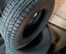Продажа почти новой зимней резины-липучки