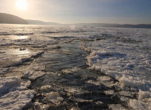 Лёд на Белоярском водохранилище стал особенно опасным