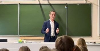 Школьникам Заречного рассказали об изотопах и профессиях Института реакторных материалов