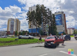 Серьёзная авария на перекрёстке Кузнецова — Ленинградская в Заречном