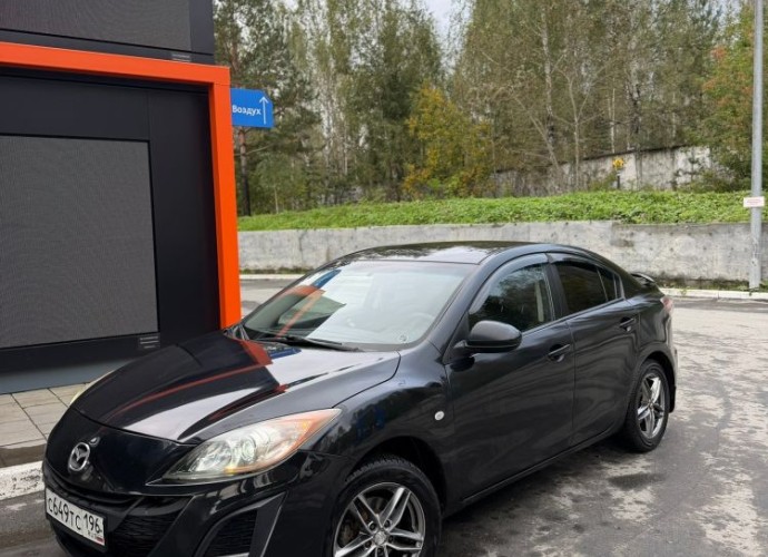 Mazda 3, 2010
