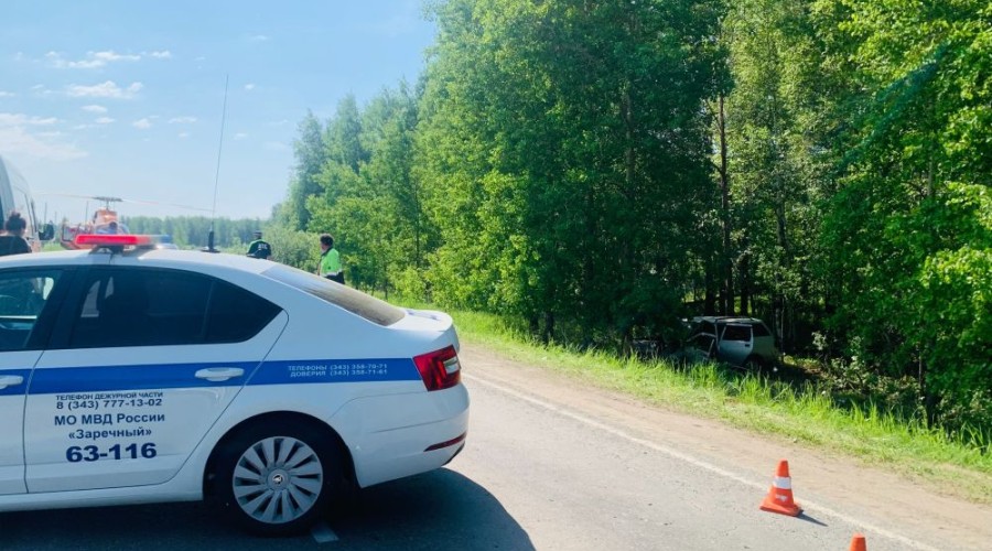 Сотрудники Госавтоинспекции Заречного устанавливают обстоятельства ДТП с пьяным водителем