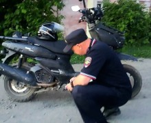 В Белоярском подросток на мопеде спровоцировал аварию: пострадал пассажир