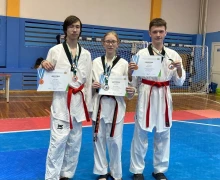 Зареченские ребята привезли медали с соревнований по тхэквандо