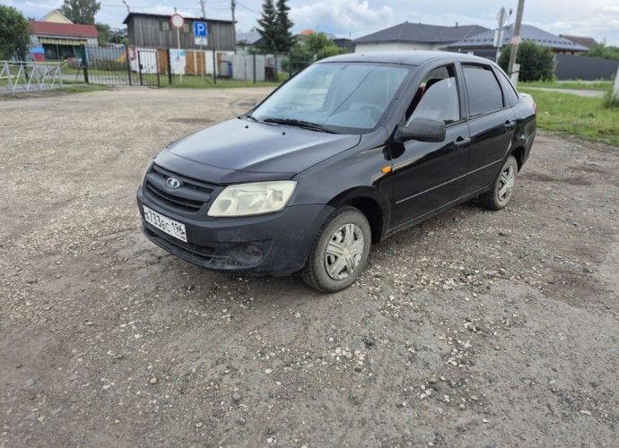 ВАЗ (LADA) Granta, 2013