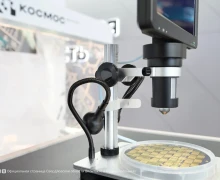 Врио губернатора Свердловской области Денис Паслер презентовал председателю Правительства РФ Михаилу Мишустину проект создания производственной экосистемы «Космос» на стенде региона на выставке ИННОПРОМ