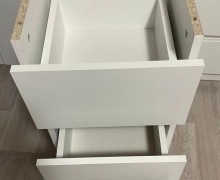 Продам стол+полка в хорошем состоянии