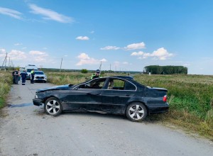 Смертельная авария в Белоярском районе: водитель BMW погиб при опрокидывании