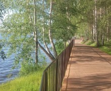 Наслаждаемся тёплыми летними вечерами и гуляем по строящейся экотпропе