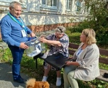Зареченцы приходили на выборы вместе с домашними питомцами