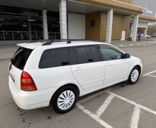 Toyota Corolla, 2002