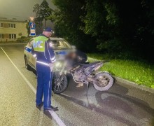 В Заречном ночью остановили подростка на питбайке
