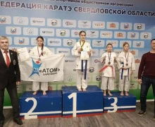 Предновогодние победы каратистов Атома