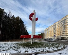 Стелу Заречный восстановили