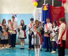 Последние звонки прозвенели сегодня в школах Белоярского муниципального округа