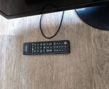 Продам телевизор. Не работает дисплей