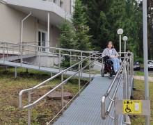 В Заречном появляется два новых пандуса в очень нужных местах