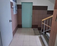 В доме на улице Энергетиков завершили косметический ремонт подъезда