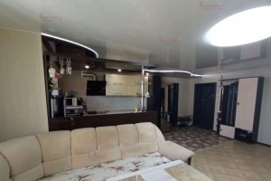 Двухкомнатная квартира с дизайнерским ремонтом на 7 этаже кирпичного дома в Заречном