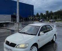Mitsubishi Lancer, 2000