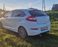 Chery Very, 2012