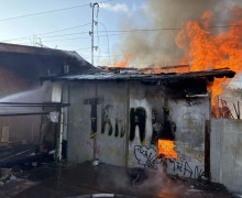 Пожар в садовом товариществе «Электрон»: загорелись дом и сарай