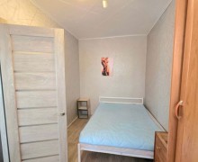 Продаётся двухкомнатная квартира 45 кв. м на Комсомольской, 5