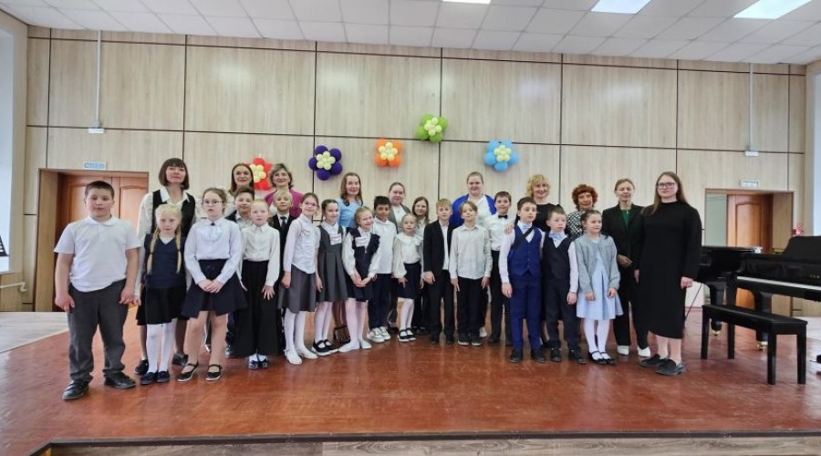 Две команды воспитанников детской музыкальной школы приняли участие в конкурсе по сольфеджио