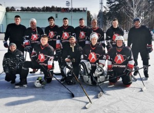 Волевая победа: Феникс-Ю победил в чемпионате Заречного по хоккею