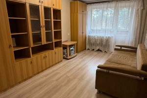 Продаётся однокомнатная квартира на Ленинградской, 15