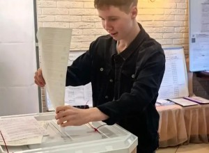 Алексей Шаньшаров впервые проголосовал на выборах в Заречном