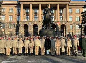 Участие юнармейцев Белоярского городского округа в церемонии возложения цветов к памятнику Г. К. Жукову