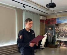 Тринадцать сотрудников полиции Заречного приняли присягу