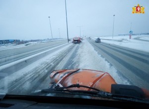 В Свердловской области продолжается сильный снегопад