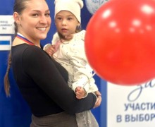 Юные зареченцы вместе с родителями посетили избирательные участки