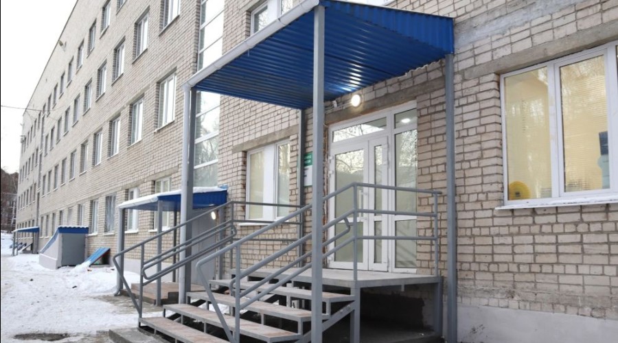 Внимание, завтра, 8 марта, в поликлинике МСЧ-32 будут работать детский и взрослый фильтр-боксы