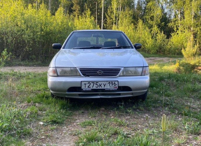 Nissan Sunny, 1994