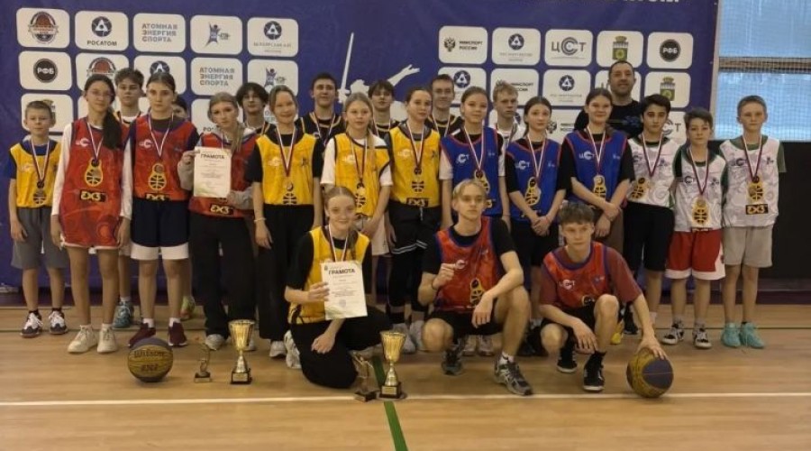 Накал страстей и «Атомная энергия спорта»: в Заречном определили сильнейших баскетболистов 3х3 в честь Дня защитника Отечества