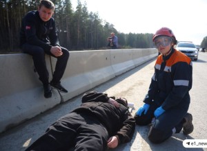 На трассе М-12 под Белоярским прошли масштабные учения МЧС