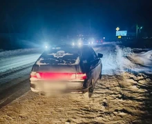 ГАИ ЗАРЕЧНОГО продолжает пресекать нарушения ПДД - 6 февраля около 6:00 на 3-м километре автодороги «Мезенское-Заречный» автоинспекторы остановили ВАЗ-2112 под управлением 24-летнего жителя г