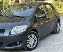 Toyota Auris, 2008